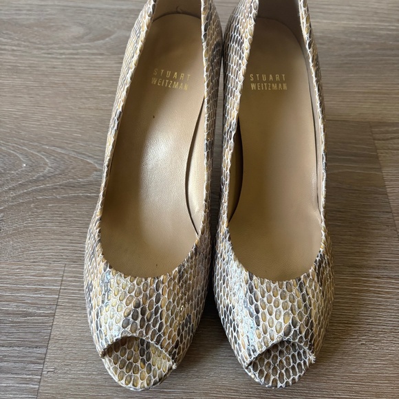 Stuart Weitzman Snakeskin Peep-Toe Pump - Picture 1 of 4